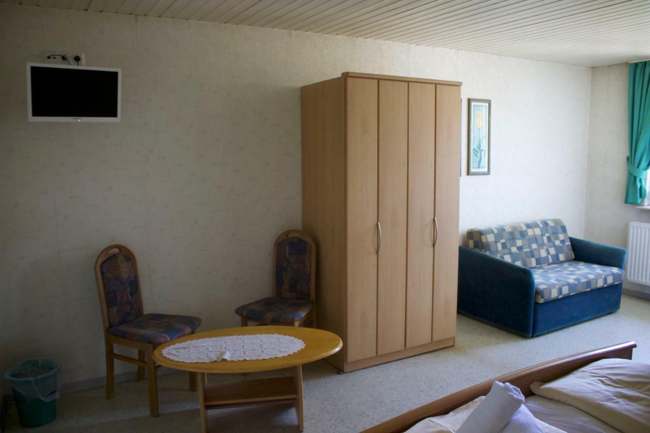 Pension Goldene Mitte Groß-Zimmern 외부 사진